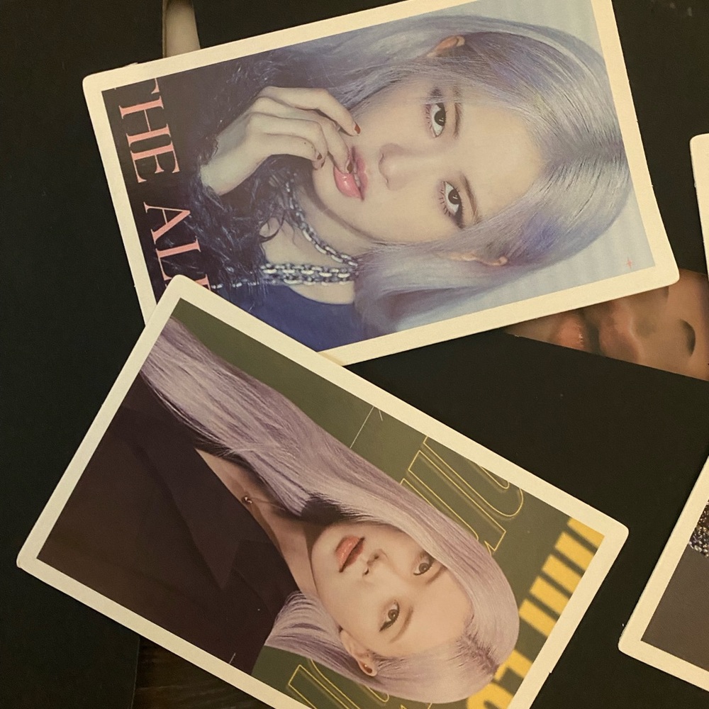 BLACKPINK ROSÉ LOMO photocards - Picture 2 of 3